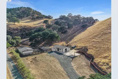 16800 Marsh Creek Rd, Clayton, CA 94517 - Photo 61