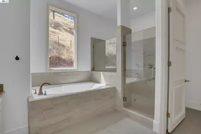 16800 Marsh Creek Rd, Clayton, CA 94517 - Photo 15
