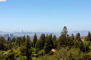 110 Somerset Rd, Piedmont, CA 94611 - Photo 1