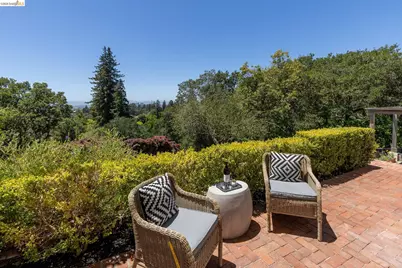 110 Somerset Rd, Piedmont, CA 94611 - Photo 59