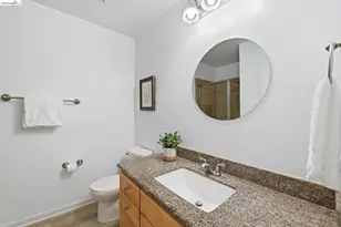 2487 Heathrow Ln, San Leandro, CA 94577 - Photo 29