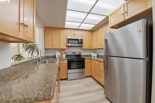 2487 Heathrow Ln, San Leandro, CA 94577 - Photo 13
