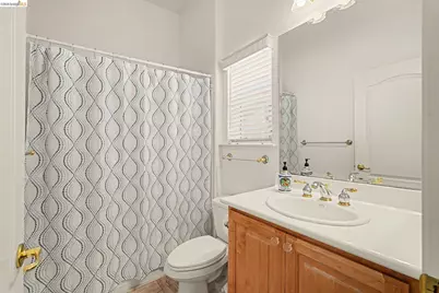 979 Centennial Dr, Brentwood, CA 94513 - Photo 19