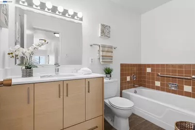 2137 Otis Drive #302, Alameda, CA 94501 - Photo 31