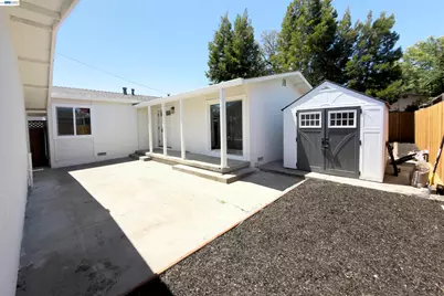 43387 Lindenwood St, Fremont, CA 94538 - Photo 11