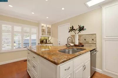 173 Cypress Point Way, Moraga, CA 94556 - Photo 21