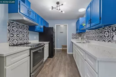 2500 Miramar Ave #201, Castro Valley, CA 94546 - Photo 3