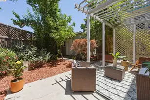 1116 20th St, Oakland, CA 94606 - Photo 31