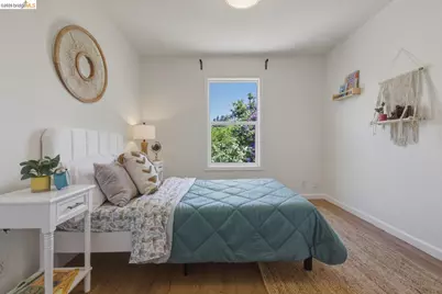 1116 20th St, Oakland, CA 94606 - Photo 27