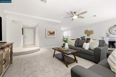 1924 Woodmoor Ct, Concord, CA 94518 - Photo 3