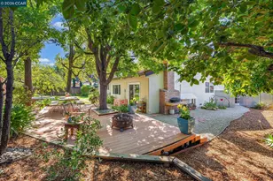 1924 Woodmoor Ct, Concord, CA 94518 - Photo 13