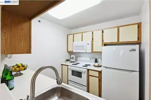 680 Dartmore Ln, Hayward, CA 94544 - Photo 11