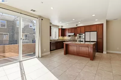 6053 Dalton Way, San Ramon, CA 94582 - Photo 9