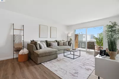 199 Montecito Ave #305, Oakland, CA 94610 - Photo 5