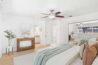 1109 Lynhurst Way, San Jose, CA 95118 - Photo 17