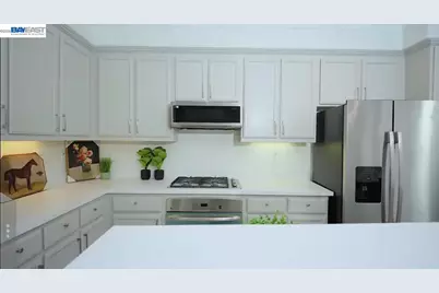 3730 Whitworth Dr, Dublin, CA 94568 - Photo 5
