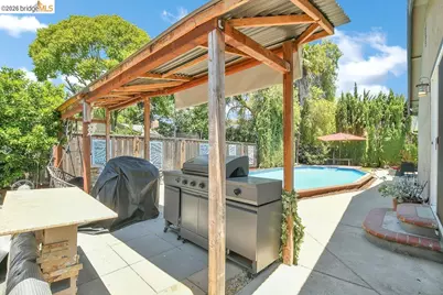 1249 Heavenly Dr, Martinez, CA 94553 - Photo 35