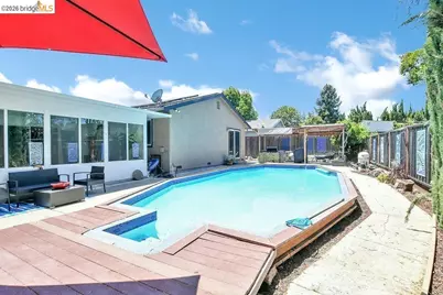 1249 Heavenly Dr, Martinez, CA 94553 - Photo 31