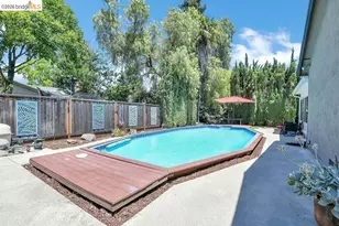 1249 Heavenly Dr, Martinez, CA 94553 - Photo 33
