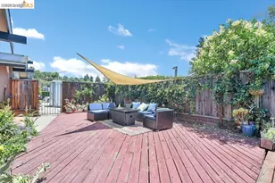 1249 Heavenly Dr, Martinez, CA 94553 - Photo 9