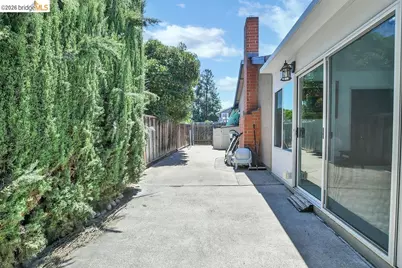 1249 Heavenly Dr, Martinez, CA 94553 - Photo 37