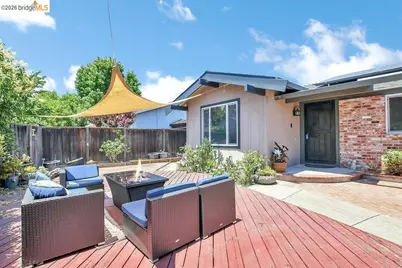 1249 Heavenly Dr, Martinez, CA 94553 - Photo 7