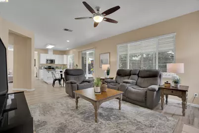 1109 Mill Creek Way, Brentwood, CA 94513 - Photo 3