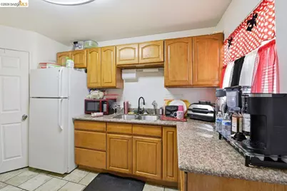 5936 Martin Luther King Jr Way, Oakland, CA 94609 - Photo 51