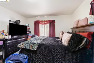 5936 Martin Luther King Jr Way, Oakland, CA 94609 - Photo 17