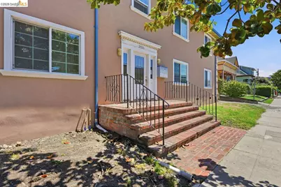 5936 Martin Luther King Jr Way, Oakland, CA 94609 - Photo 7