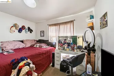 5936 Martin Luther King Jr Way, Oakland, CA 94609 - Photo 19
