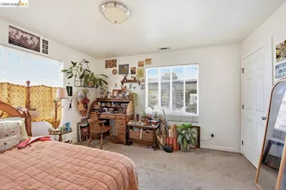 5936 Martin Luther King Jr Way, Oakland, CA 94609 - Photo 31