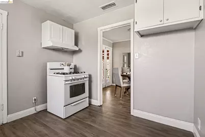250 23rd St, Tracy, CA 95376 - Photo 9