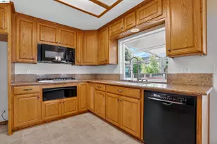 1264 Sprague St, Manteca, CA 95336 - Photo 9