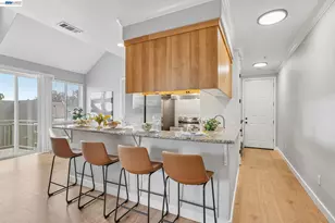 2330 University Ave, East Palo Alto, CA 94303 - Photo 9