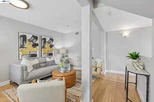 2330 University Ave, East Palo Alto, CA 94303 - Photo 3
