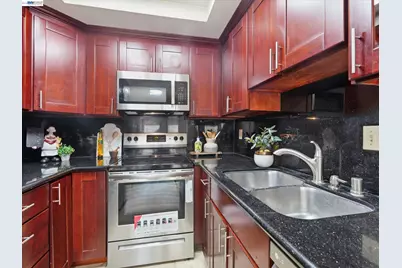 19811 Portal Plaza, Cupertino, CA 95014 - Photo 9