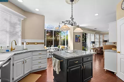 5300 Clearbrook Drive, Concord, CA 94521 - Photo 9