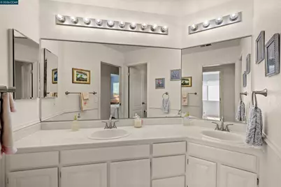 5300 Clearbrook Drive, Concord, CA 94521 - Photo 27