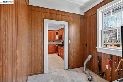 2836 Myrtle St, Oakland, CA 94608 - Photo 17