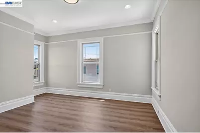 2836 Myrtle St, Oakland, CA 94608 - Photo 31