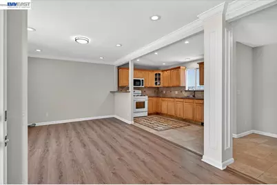 2836 Myrtle St, Oakland, CA 94608 - Photo 39