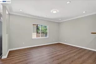 2836 Myrtle St, Oakland, CA 94608 - Photo 41