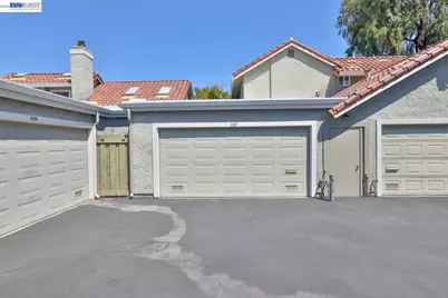 1327 Star Bush Ln, San Jose, CA 95118 - Photo 23