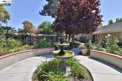 1327 Star Bush Ln, San Jose, CA 95118 - Photo 27