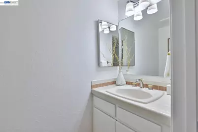 1327 Star Bush Ln, San Jose, CA 95118 - Photo 13