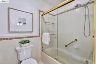 1327 Star Bush Ln, San Jose, CA 95118 - Photo 17
