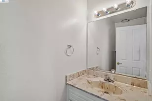 2279 Clearview Cir, Benicia, CA 94510 - Photo 11