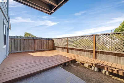 2279 Clearview Cir, Benicia, CA 94510 - Photo 27