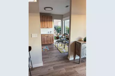 1321 Crown Dr, Alameda, CA 94501 - Photo 11